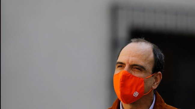 Ministro Monckeberg confirmó se ingresará proyecto para reducir número de parlamentarios