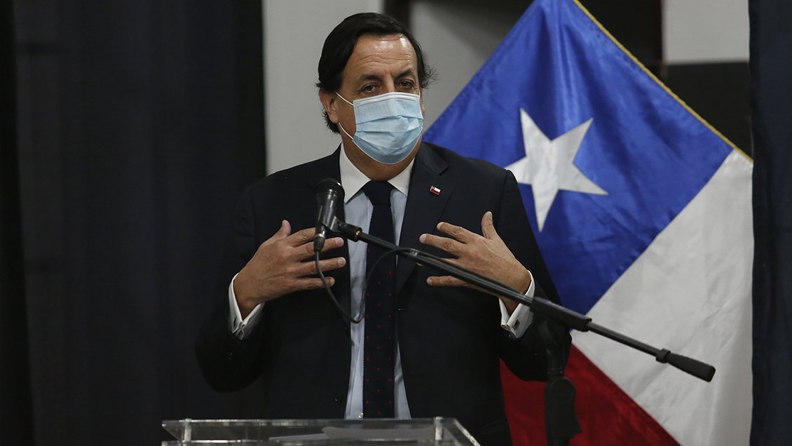 Ministro Pérez: Conversación con comuneros no puede desconocer resoluciones judiciales