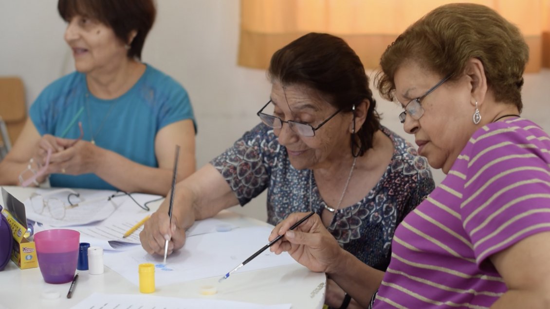 Senama traspasa recursos para atención diurna de adultos mayores en San Carlos y Ñiquén