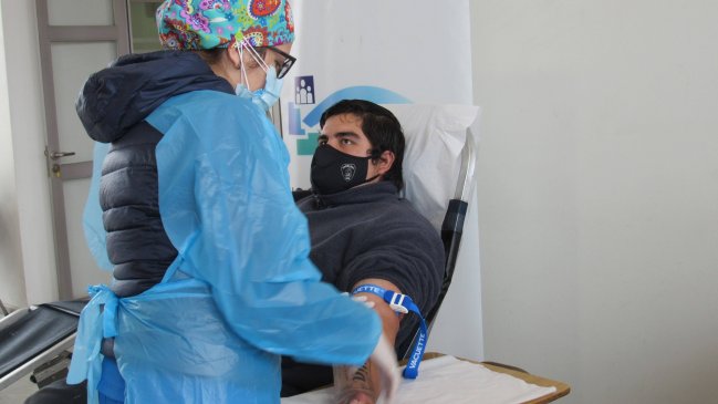 Bomberos de Rengo donaron sangre tras déficit de donantes altruistas