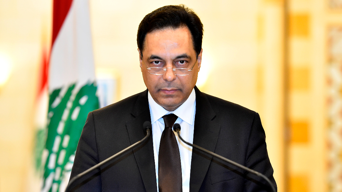 Tras explosión y protestas, renuncia en pleno el Gobierno libanés