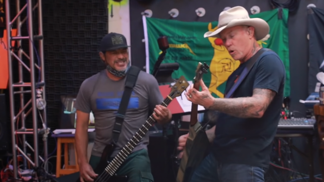 Metallica graba concierto especial que se emitirá en autocines