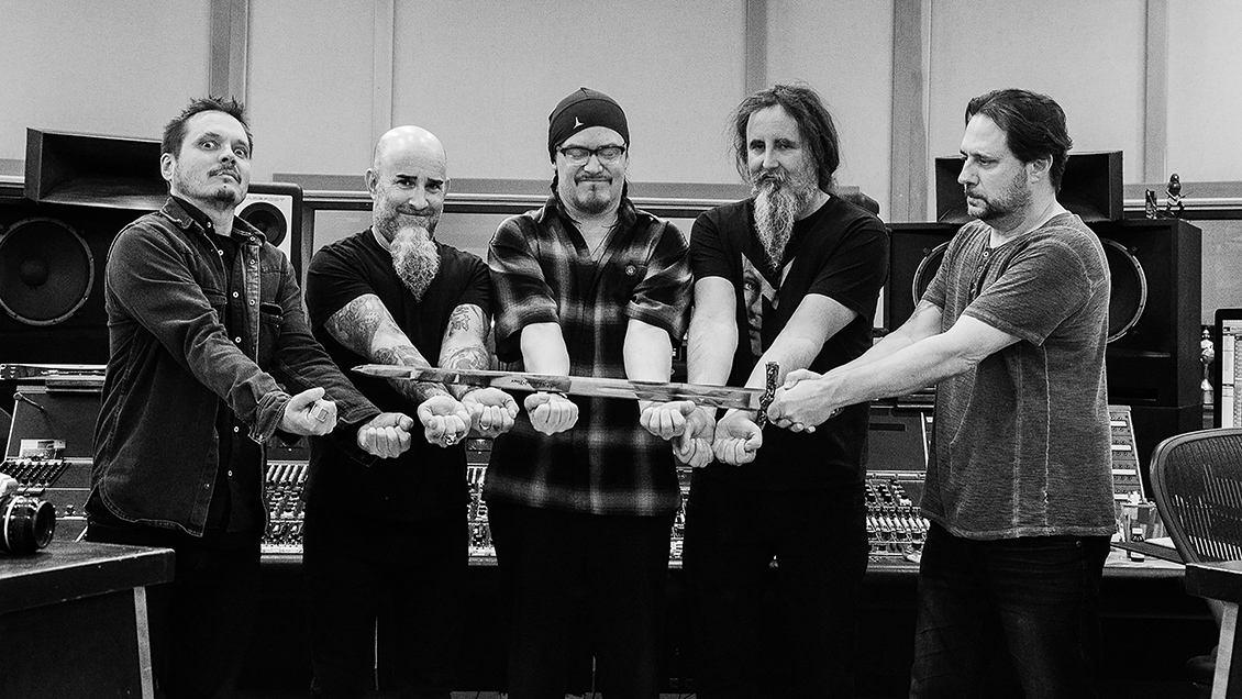 Mr. Bungle lanzará en octubre su primer álbum en más de 20 años