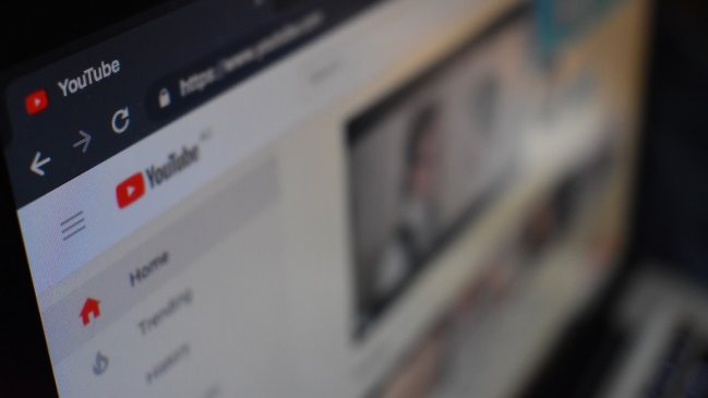 Ejercicios y cómo cortar pelo: Qué están viendo los chilenos en Youtube durante la pandemia