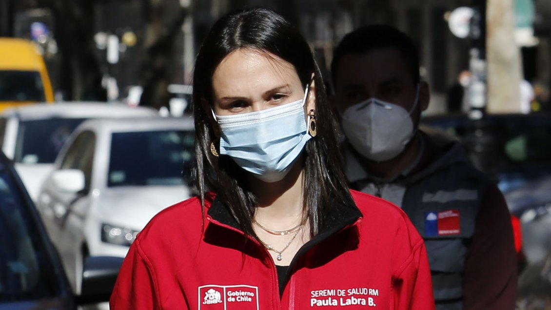 Seremi metropolitana de Salud renunció, pero la convencieron de continuar