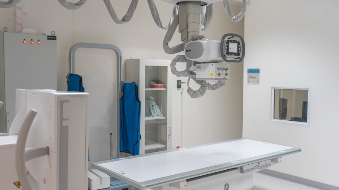 Radiografías en hospital de Antofagasta permiten confirmar o descartar casos de Covid-19