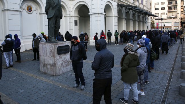 Ministro por aglomeraciones: El camino es una mayor educación, no más restricciones