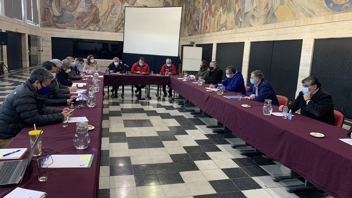 Alcaldes del Biobío congelaron indefinidamente su participación en la Mesa Social Covid-19