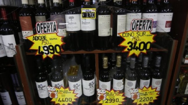 Alcalde restringe horario de atención de botillerías en La Serena