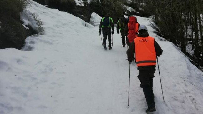 Esquiadora fue rescatada de la cordillera de Ñuble tras pasar una noche extraviada