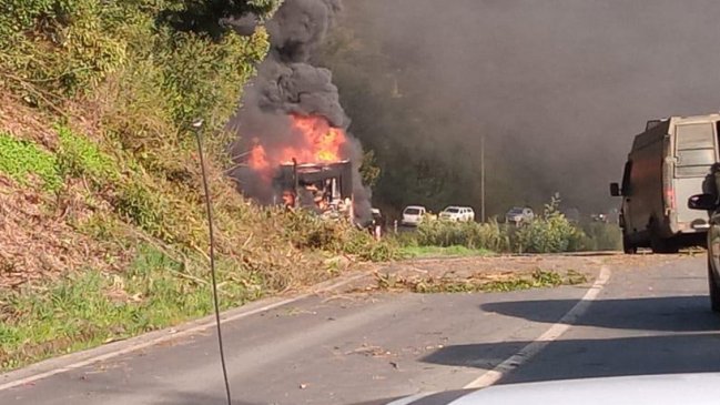 Ataques incendiarios dejan tres camiones quemados en Malleco y Arauco