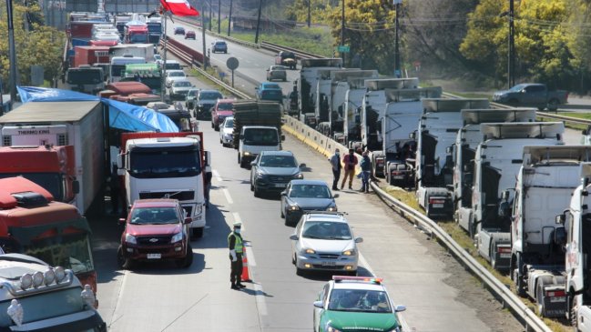 Macroferia Talca denuncia que no han llegado los camiones que venían del sur