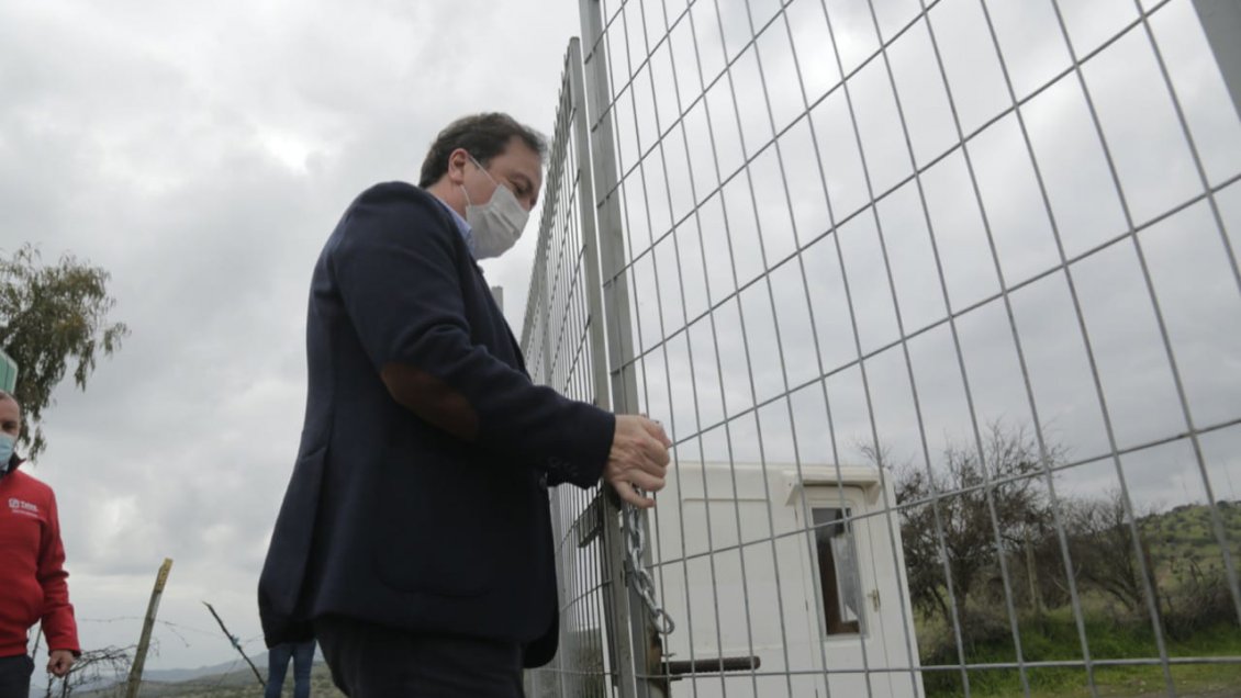 Alta afluencia de público y vehículos provocó cierre del cerro La Virgen de Talca