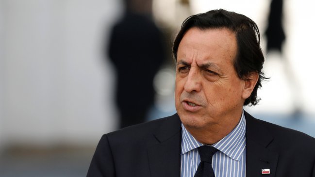 DC concretará acusación constitucional contra ministro Pérez por paro de camioneros