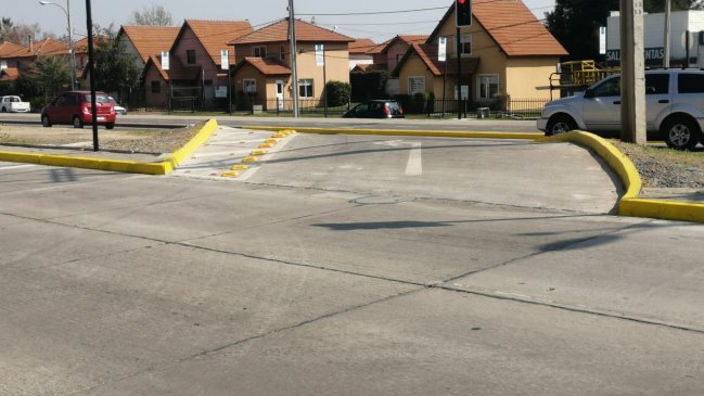 Inauguran cruce semaforizado y retorno que disminuirá tiempos de traslado en Machalí