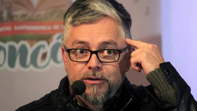 Jorge Baradit afirmó que quiere ser candidato a la Convención Constituyente