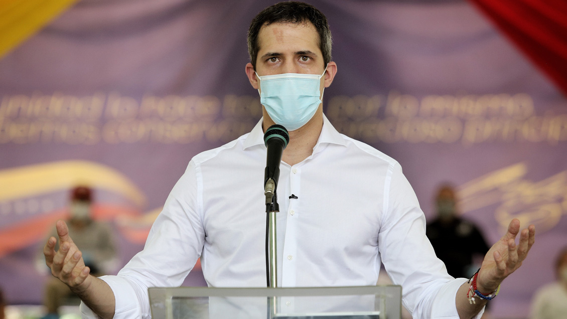 Guaidó invita a movilizarse en las calles en plena pandemia en honor al personal sanitario