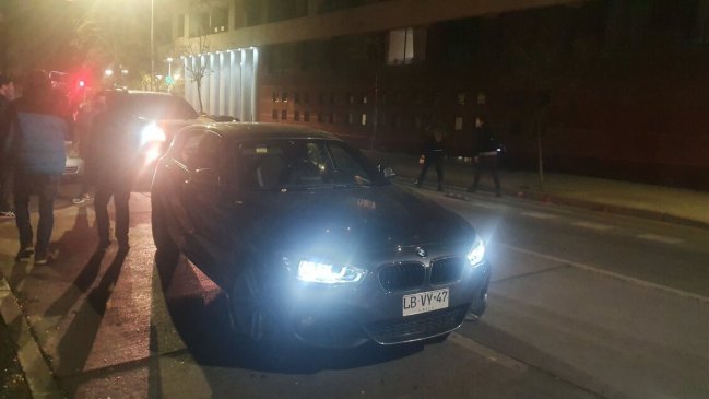 Sujetos amedrentaron con balazos a vecinos que querían denunciar encerrona en Santiago centro