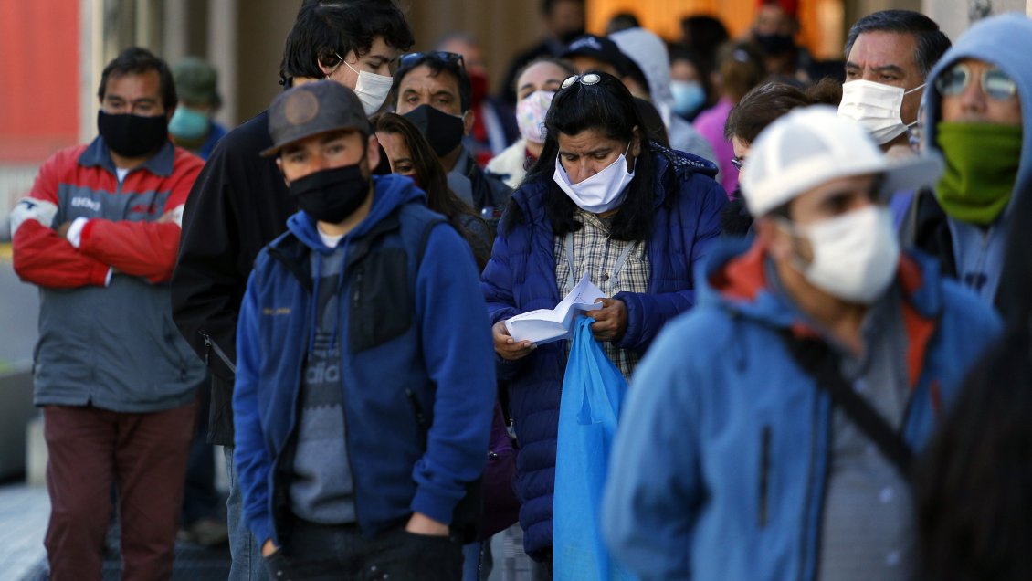 Diez comunas del país entran este viernes a cuarentena