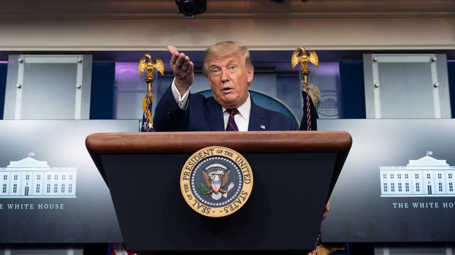 Después de criticarlos, Trump afirma: 