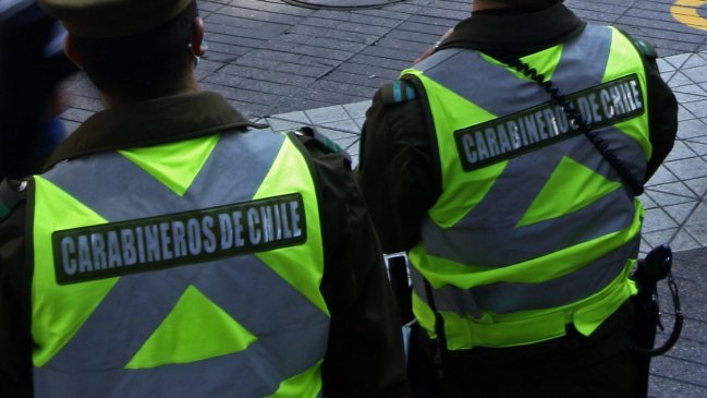 Carabineros detuvo a adolescente cinco minutos después que quedara en libertad