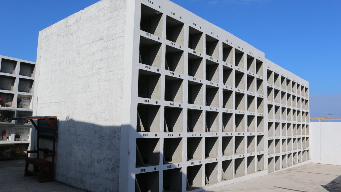 Cementerio N°3 de Iquique finalizó construcción de 256 nuevos nichos