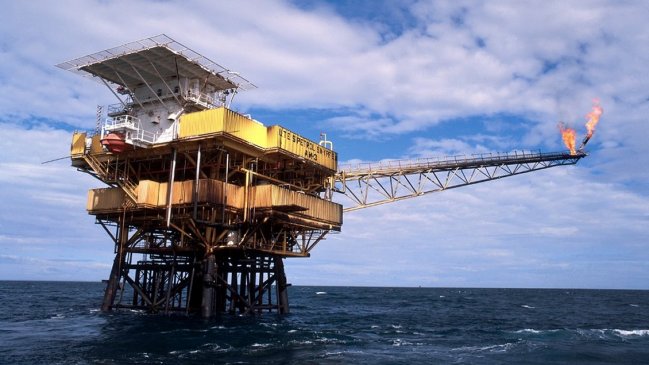 Punta Arenas: ENAP suspende funcionamiento de planta Cabo Negro por casos de Covid-19