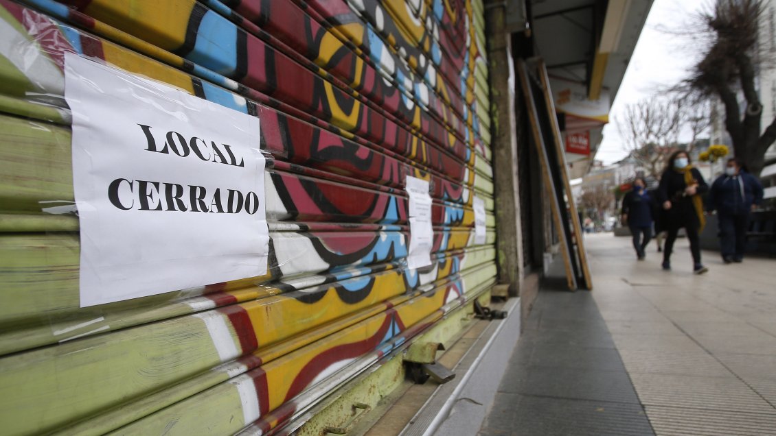 Trabajadores del comercio cifran en 400 mil los despedidos del sector