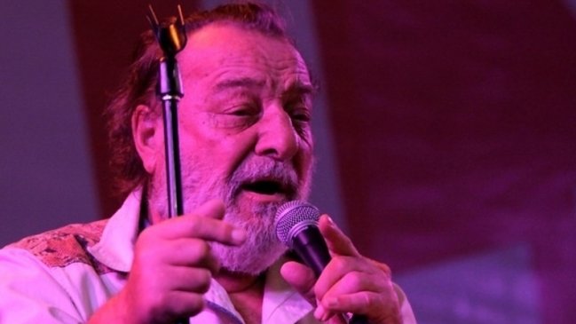 Patricio Manns salió bien de su operación y está recuperándose