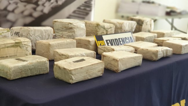 Sujeto fue detenido portando 23 paquetes con marihuana en Pozo Almonte