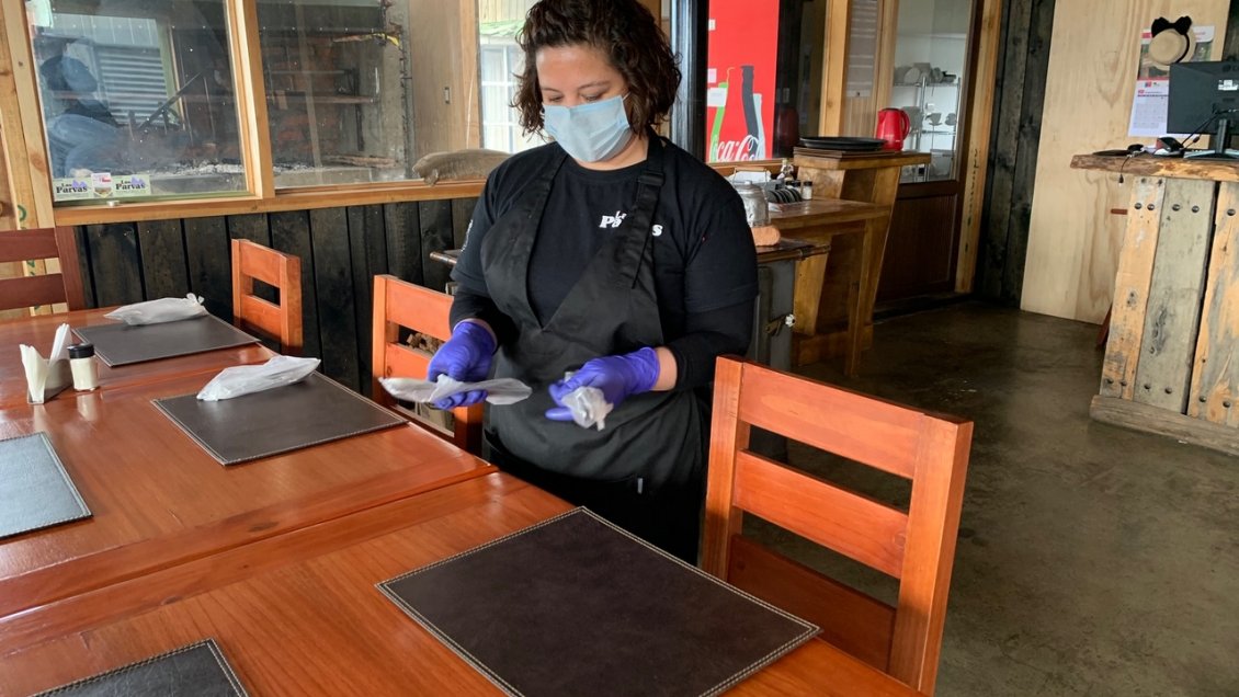 Inician reapertura de locales gastronómicos en Puerto Tranquilo