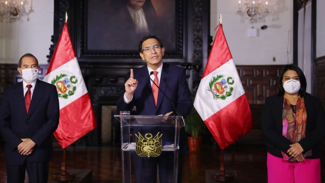 Triple crisis en Perú: sanitaria, económica y ahora también política