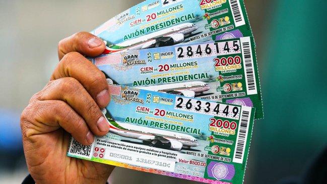 Sorteo del avión presidencial mexicano concluyó con el simbolismo como ganador