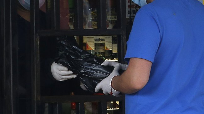 Municipio de Coronel aprobó el funcionamiento de botillerías durante la cuarentena