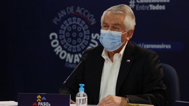 Ministro Paris llamó a celebrar las Fiesta Patrias en 