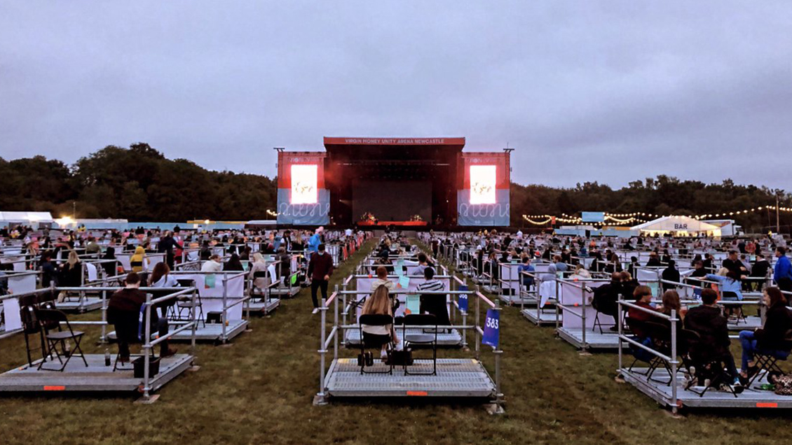 Evento musical con distancia social en Newcastle es cancelado por rebrote de coronavirus