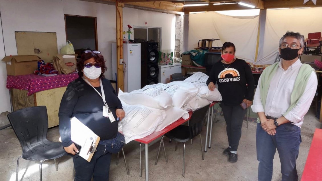 Ocho toneladas de harina han recibido panaderías solidarias de Alto Hospicio