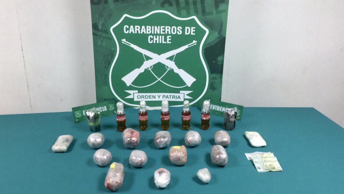 Detienen a dos hombres por intentar lanzar drogas a la cárcel en Rancagua