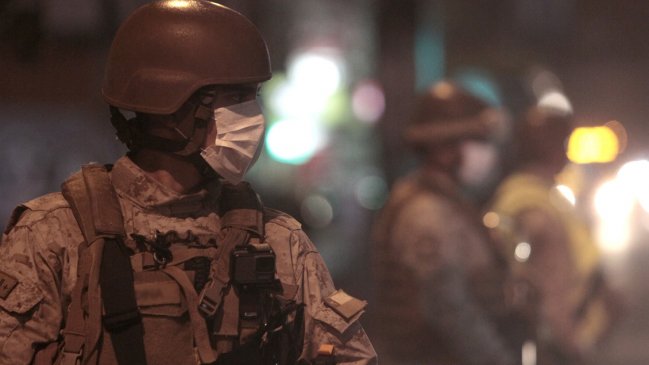 Desbordes no descarta sumarios internos en las FFAA por muertes en protestas