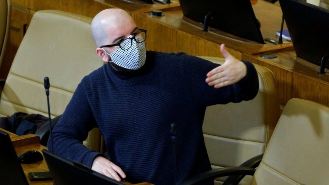 Comisión de Ética decidió sancionar a diputado Jackson por 