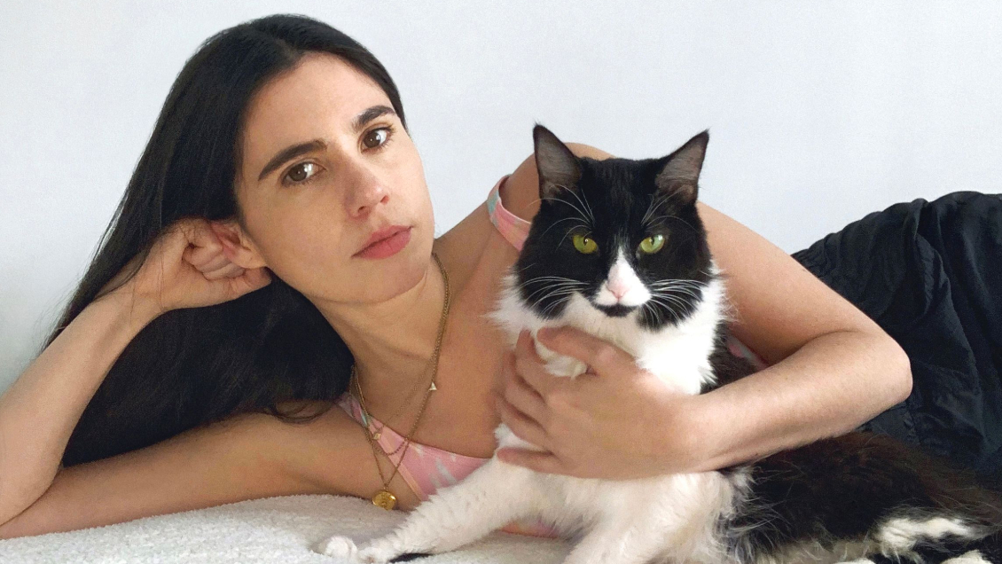 Javiera Mena musicaliza a los ganadores de Santiago en 100 palabras