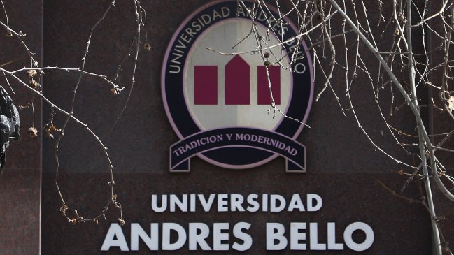 Ofician a UNAB por presunta agresión de funcionario de cobranzas contra estudiante