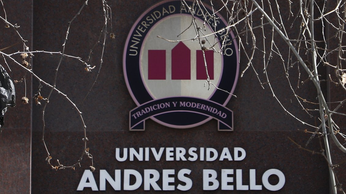 Ofician a UNAB por presunta agresión de funcionario de cobranzas contra estudiante