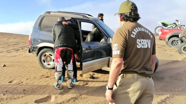 Carabineros rescató a motorista extraviado en el desierto
