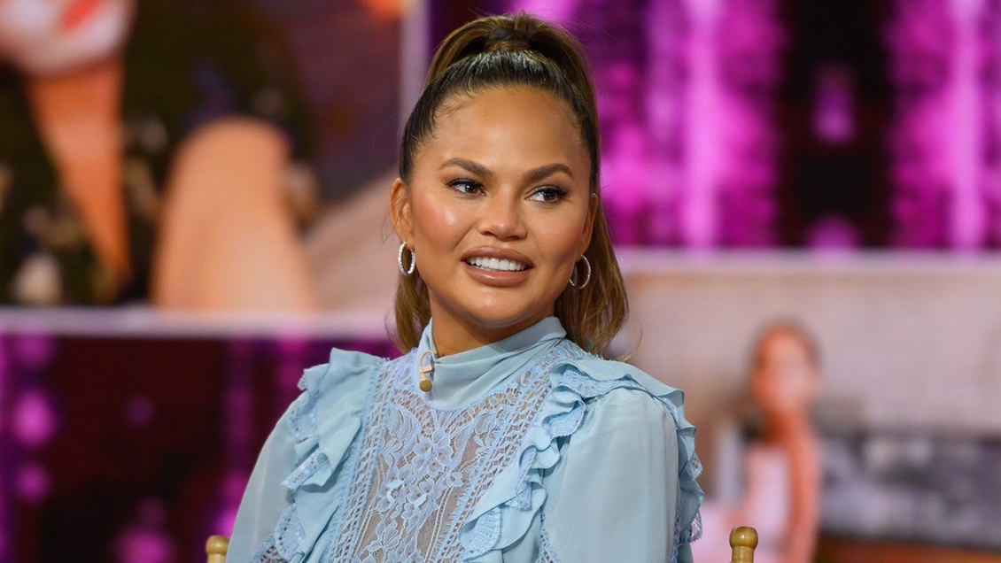Chrissy Teigen perdió a su tercer bebé tras complicaciones en sus cinco meses de embarazo