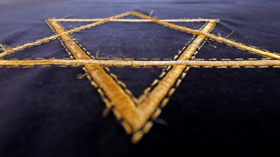 Joven judío fue atacado frente a sinagoga en Alemania: Gobierno acusó 