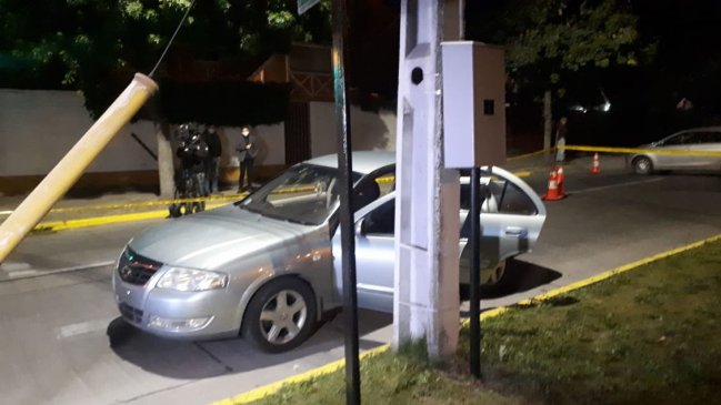 Un muerto y dos heridos dejó tiroteo perpetrado desde dos autos en La Florida