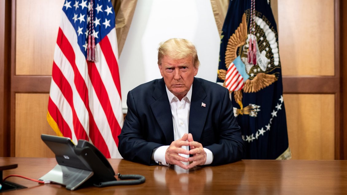 Donald Trump fue dado de alta aunque aún 