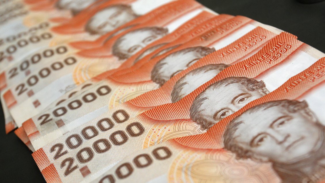 Salario mínimo: El reajuste de 6.000 pesos es el techo, afirma el Gobierno