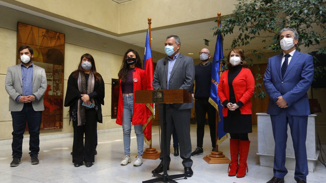 ¿Acusación a Pérez depende de la salida de Rozas? La oposición no se pone de acuerdo